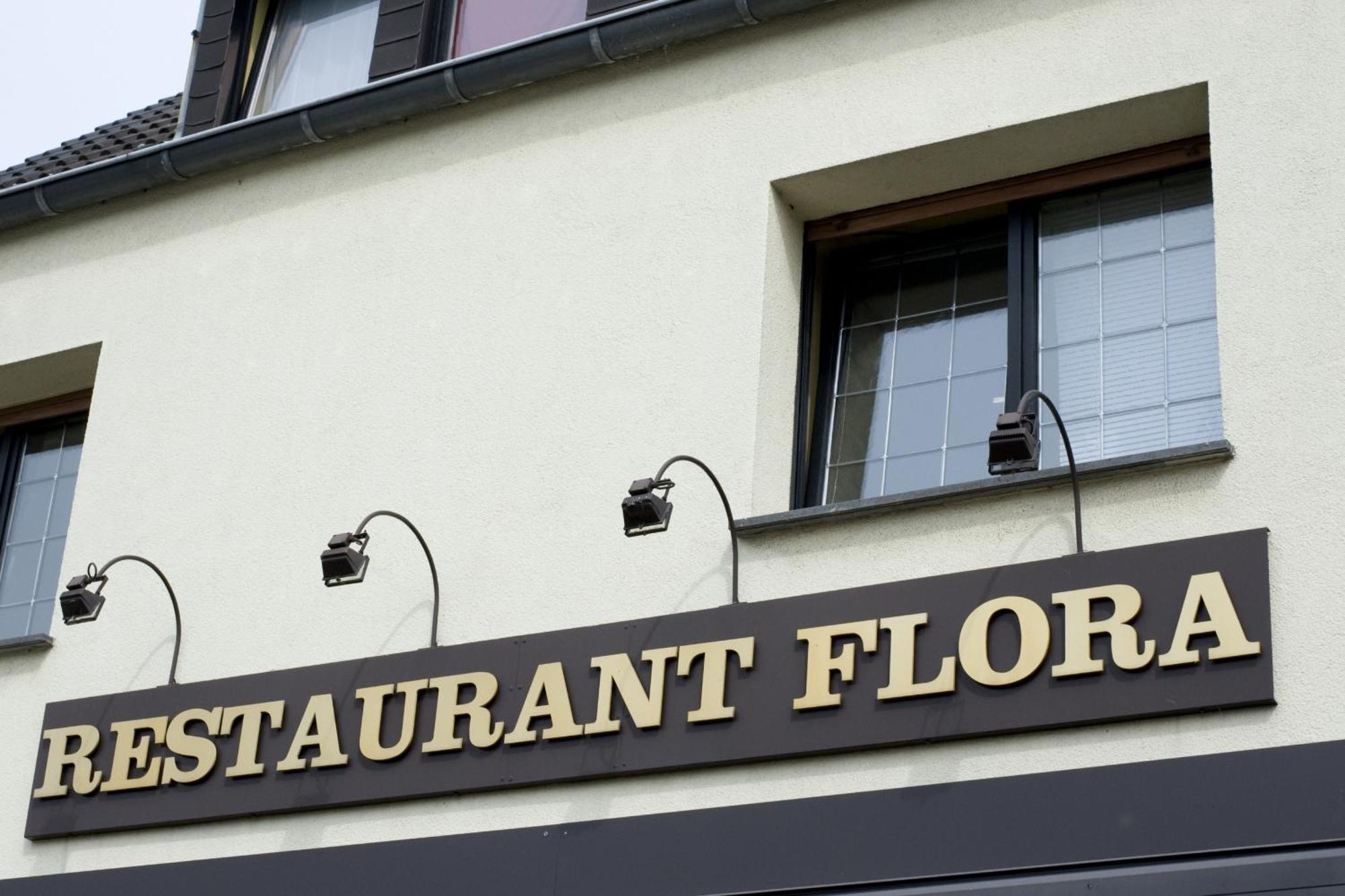 Hotel Flora Dormagen Exterior foto