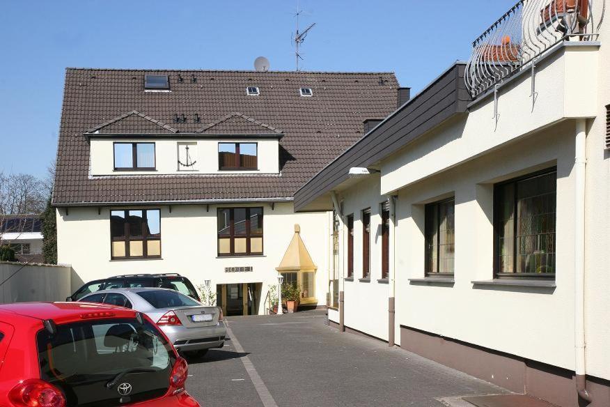 Hotel Flora Dormagen Exterior foto